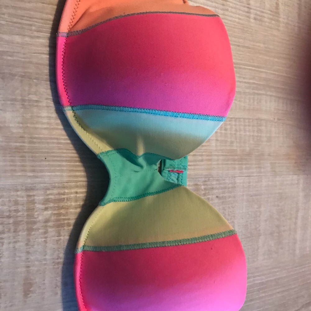 Strapless medium swim - Picture 2 of 3